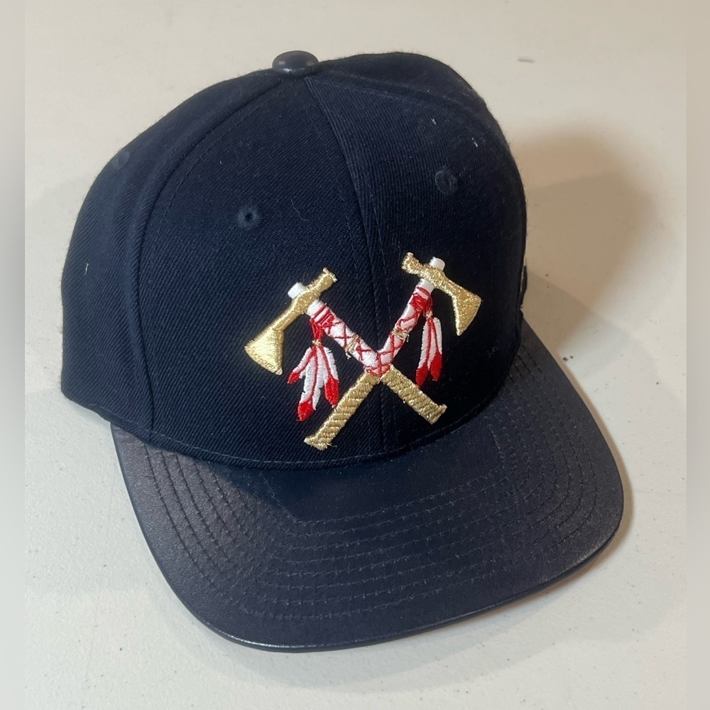 Field Grade Tomahawk Native American Indians Black Classic Streetwear Hat EUC